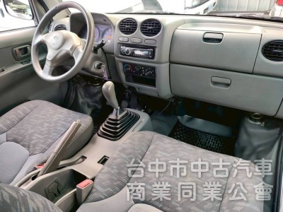17年出廠中華菱利1.3CC手排小客貨箱車