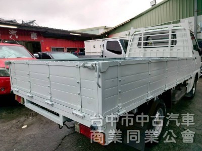 18中華得利卡貨車手排2.4有力省稅