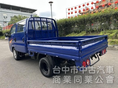 2015卡旺雙廂柴油貨車