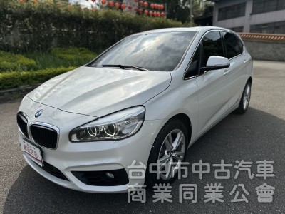 2016BMW220i 五門天窗一手車低里程無重大事故