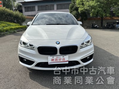 2016BMW220i 五門天窗一手車低里程無重大事故