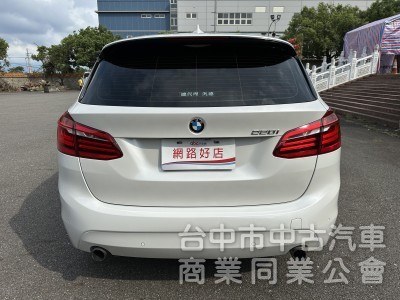 2016BMW220i 五門天窗一手車低里程無重大事故