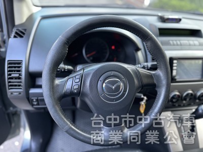 MAZDA5頂級配備一手車僅跑130635公里 一年跑不到一萬公里 非常漂亮