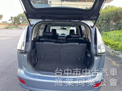 MAZDA5頂級配備一手車僅跑130635公里 一年跑不到一萬公里 非常漂亮