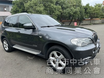 BMW X52012出廠13領牌一手車頂級配備 原廠完整一手車僅跑98905公里非常漂亮保養紀錄