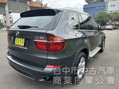 BMW X52012出廠13領牌一手車頂級配備 原廠完整一手車僅跑98905公里非常漂亮保養紀錄