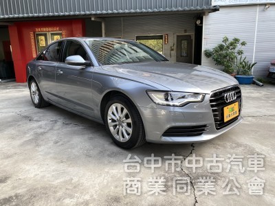 2013 Audi A6 Sedan　　低里程/第三方認證/雙前電動座椅/車偏警示/車道變換輔助/IKEY/天窗/電尾