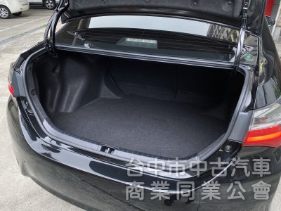 2019 Altis 1.8 經典版　　超值好貨／低里程／經典版／iKEY摸門／恆溫