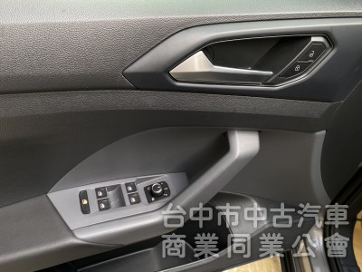 2020 VW T-Cross 230 TSI Style Design　ACC／手機無線充／CarPlay／倒車