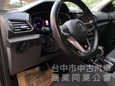 2020 VW T-Cross 230 TSI Style Design　ACC／手機無線充／CarPlay／倒車