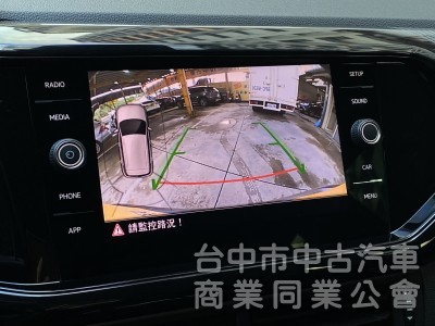 2020 VW T-Cross 230 TSI Style Design　ACC／手機無線充／CarPlay／倒車