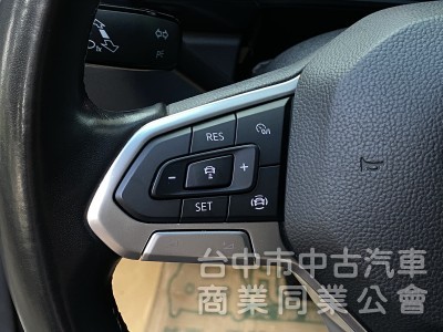 2020 VW T-Cross 230 TSI Style Design　ACC／手機無線充／CarPlay／倒車