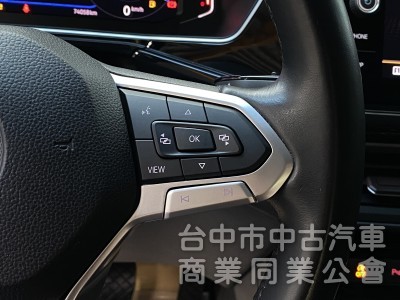 2020 VW T-Cross 230 TSI Style Design　ACC／手機無線充／CarPlay／倒車