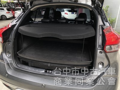 2021 Nissan Kicks 1.5智行旗艦版　車偏/盲點/環景 /LED頭燈　五門小車