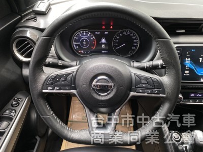 2021 Nissan Kicks 1.5智行旗艦版　車偏/盲點/環景 /LED頭燈　五門小車