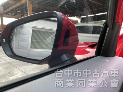 2018 Audi Q2 35 TFSI Luxury　升級carplay／車況佳／第三方認證／原鈑件