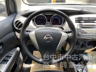 2017 Nissan Livina 1.6行家版　
