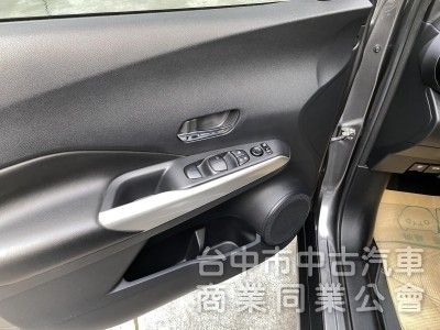 2019 Nissan Kicks 1.5智行旗艦版　原鈑件／車況佳／第三方認證