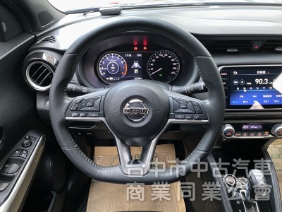 2019 Nissan Kicks 1.5智行旗艦版　原鈑件／車況佳／第三方認證