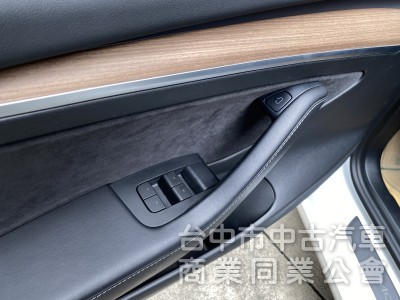2021 Tesla Model 3 Standard Range Plus　原鈑件／第三方認證 / 里程保證