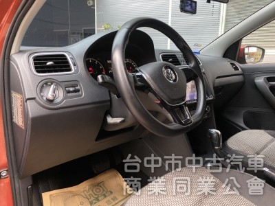 2015 Volkswagen Polo 1.6 HL　原鈑件/原廠保養/實用代步小車/棕色