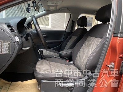2015 Volkswagen Polo 1.6 HL　原鈑件/原廠保養/實用代步小車/棕色