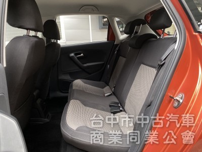 2015 Volkswagen Polo 1.6 HL　原鈑件/原廠保養/實用代步小車/棕色