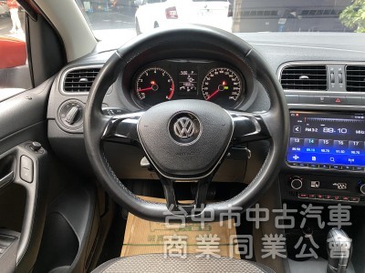 2015 Volkswagen Polo 1.6 HL　原鈑件/原廠保養/實用代步小車/棕色