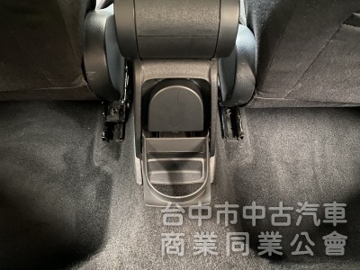 2015 Volkswagen Polo 1.6 HL　原鈑件/原廠保養/實用代步小車/棕色
