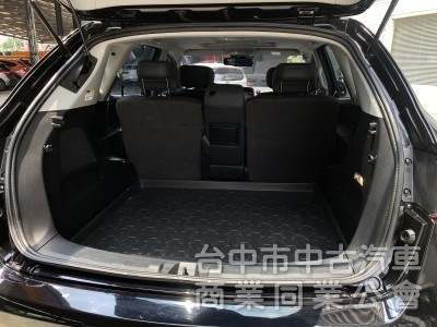 2017 Luxgen U7 Turbo ECO Hyper 旗艦型　第三方認證/大馬力/大空間/超實用/車況佳!!
