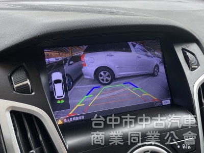 2017 Ford Focus 5D EcoBoost 180汽油頂級運動型　原廠保養／原鈑件／低里程／超香！！