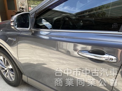 2017 Toyota RAV4 2.5 Hybrid 尊爵　原廠保養／原鈑件／360環景／第三方認證