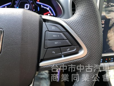 2019 Luxgen U5 智行版 1.6　一手車原鈑件／超低里程／內裝超美／360環景／倒車顯影／超級實惠