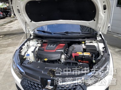 2019 Luxgen U5 智行版 1.6　一手車原鈑件／超低里程／內裝超美／360環景／倒車顯影／超級實惠