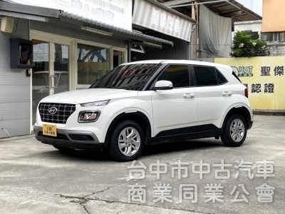 2022 Hyundai Venue GLA 1.6　一手車／原鈑件／第三方認證／里程保證／內裝質感美