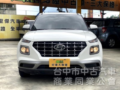 2022 Hyundai Venue GLA 1.6　一手車／原鈑件／第三方認證／里程保證／內裝質感美