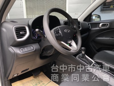 2022 Hyundai Venue GLA 1.6　一手車／原鈑件／第三方認證／里程保證／內裝質感美
