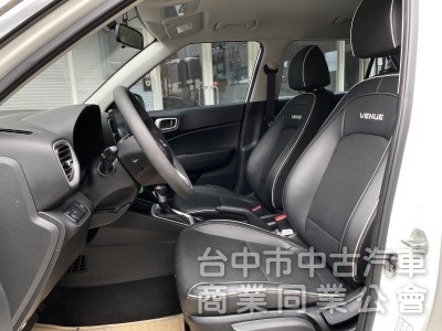 2022 Hyundai Venue GLA 1.6　一手車／原鈑件／第三方認證／里程保證／內裝質感美