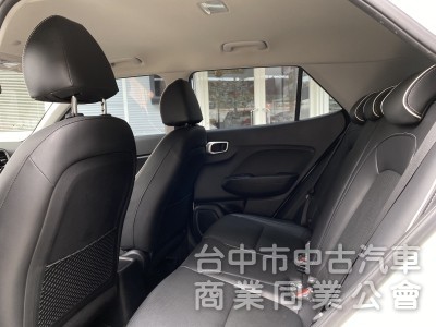 2022 Hyundai Venue GLA 1.6　一手車／原鈑件／第三方認證／里程保證／內裝質感美