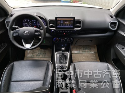 2022 Hyundai Venue GLA 1.6　一手車／原鈑件／第三方認證／里程保證／內裝質感美