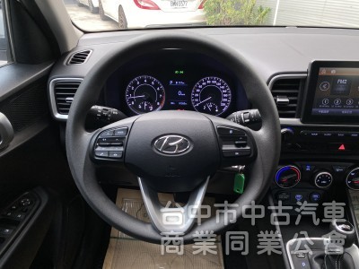 2022 Hyundai Venue GLA 1.6　一手車／原鈑件／第三方認證／里程保證／內裝質感美