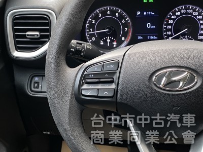 2022 Hyundai Venue GLA 1.6　一手車／原鈑件／第三方認證／里程保證／內裝質感美