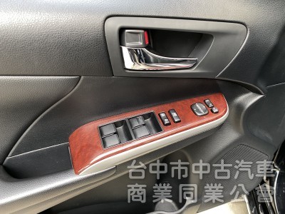 2014 Toyota Camry 2.0 E 　大空間／內裝美／抬顯／原鈑件／第三方認證／現車在店