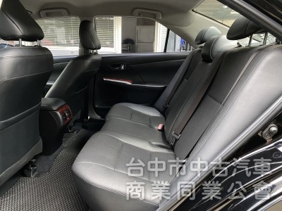 2014 Toyota Camry 2.0 E 　大空間／內裝美／抬顯／原鈑件／第三方認證／現車在店