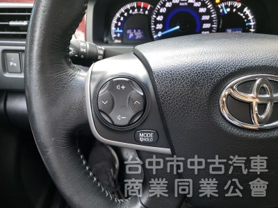 2014 Toyota Camry 2.0 E 　大空間／內裝美／抬顯／原鈑件／第三方認證／現車在店