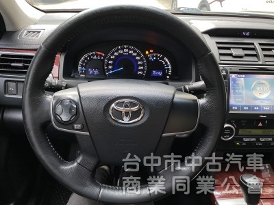 2014 Toyota Camry 2.0 E 　大空間／內裝美／抬顯／原鈑件／第三方認證／現車在店