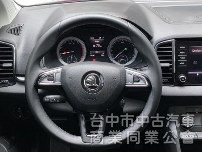 2018 Skoda Karoq 1.5 TSI 菁英版　carplay／原鈑件／原廠保養／ACC／Ikey摸門／電尾