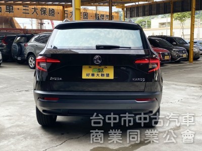 2018 Skoda Karoq 1.5 TSI 菁英版　carplay／原鈑件／原廠保養／ACC／Ikey摸門／電尾