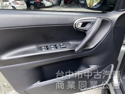 2014款 Luxgen U7 Turbo 旗艦型　原廠保養／大空間／超實用／360環景／駕駛電動座椅／天窗／電尾門