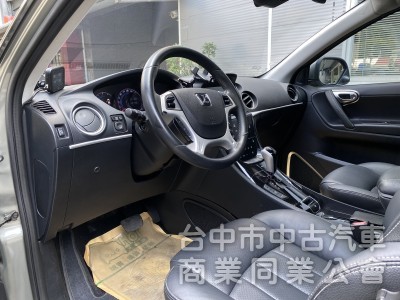 2014款 Luxgen U7 Turbo 旗艦型　原廠保養／大空間／超實用／360環景／駕駛電動座椅／天窗／電尾門